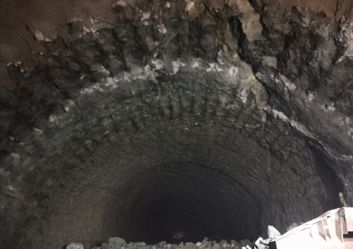 中国水利水电第一工程局有限公司 项目巡礼 托巴水电站1号导流洞上层2号支洞与3号支洞段安全顺利贯通